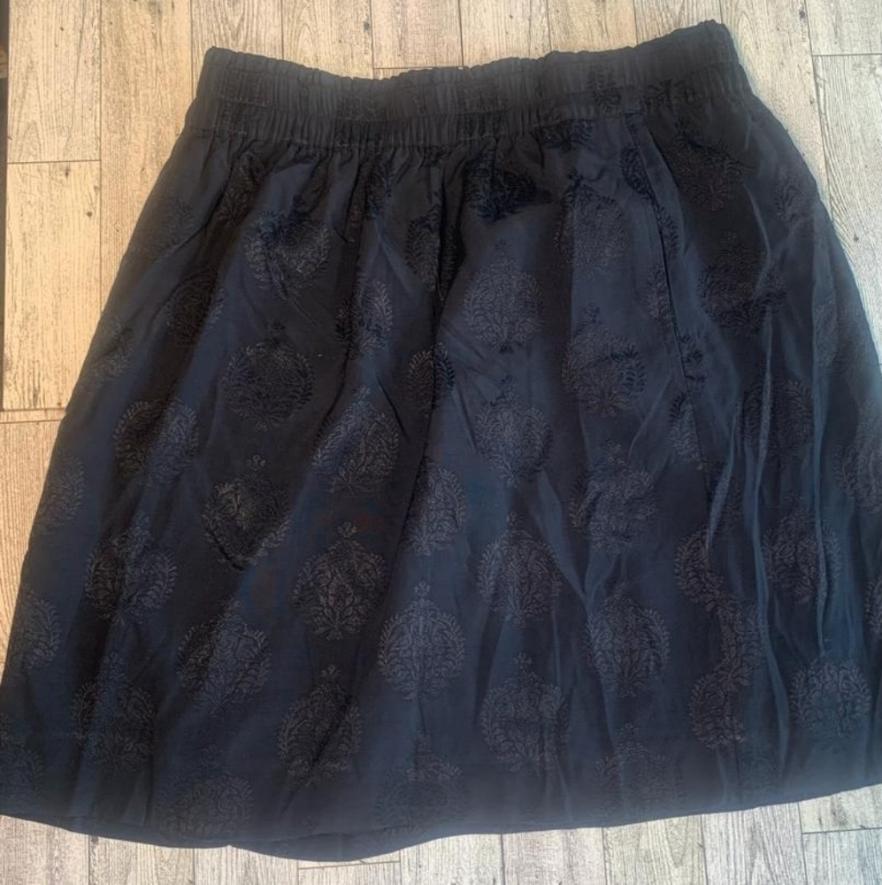 LOFT Ann Taylor Dark blue skirt Size XXS